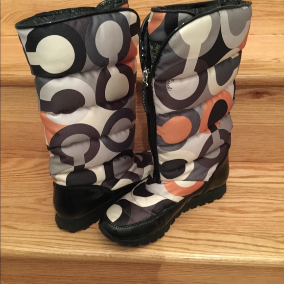 Coach Jolt Signature Snow Boots 